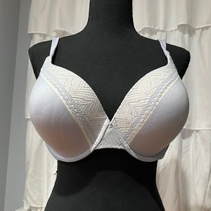 Victoria’s Secret Periwinkle Bra